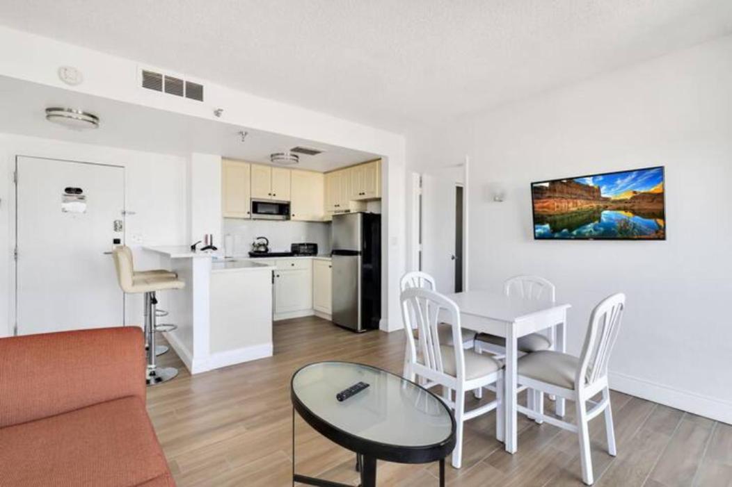 Enclave Apartments At International Drive Орландо Номер фото