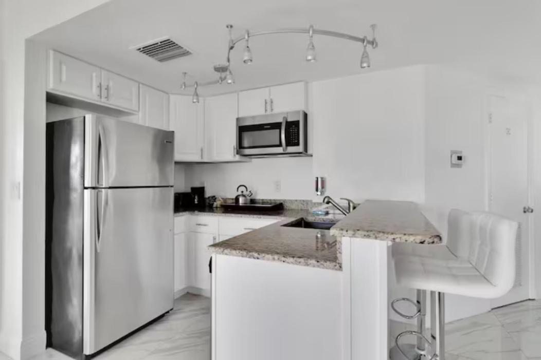 Enclave Apartments At International Drive Орландо Номер фото